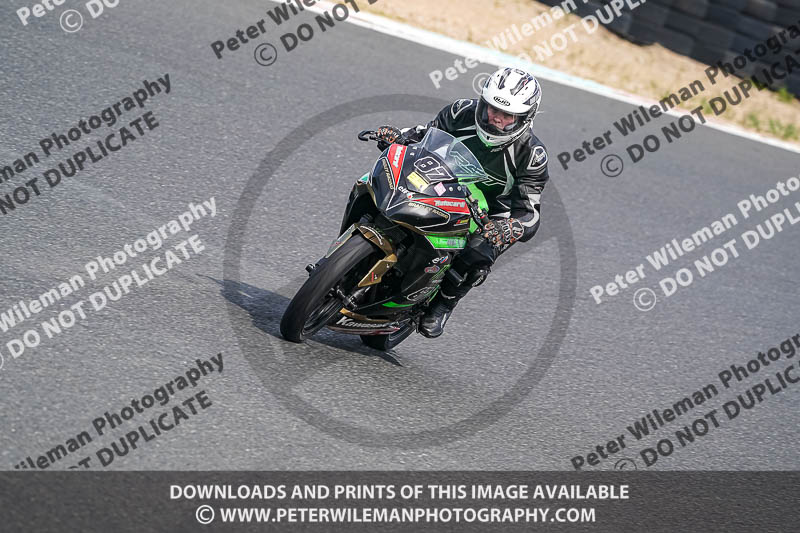 enduro digital images;event digital images;eventdigitalimages;mallory park;mallory park photographs;mallory park trackday;mallory park trackday photographs;no limits trackdays;peter wileman photography;racing digital images;trackday digital images;trackday photos